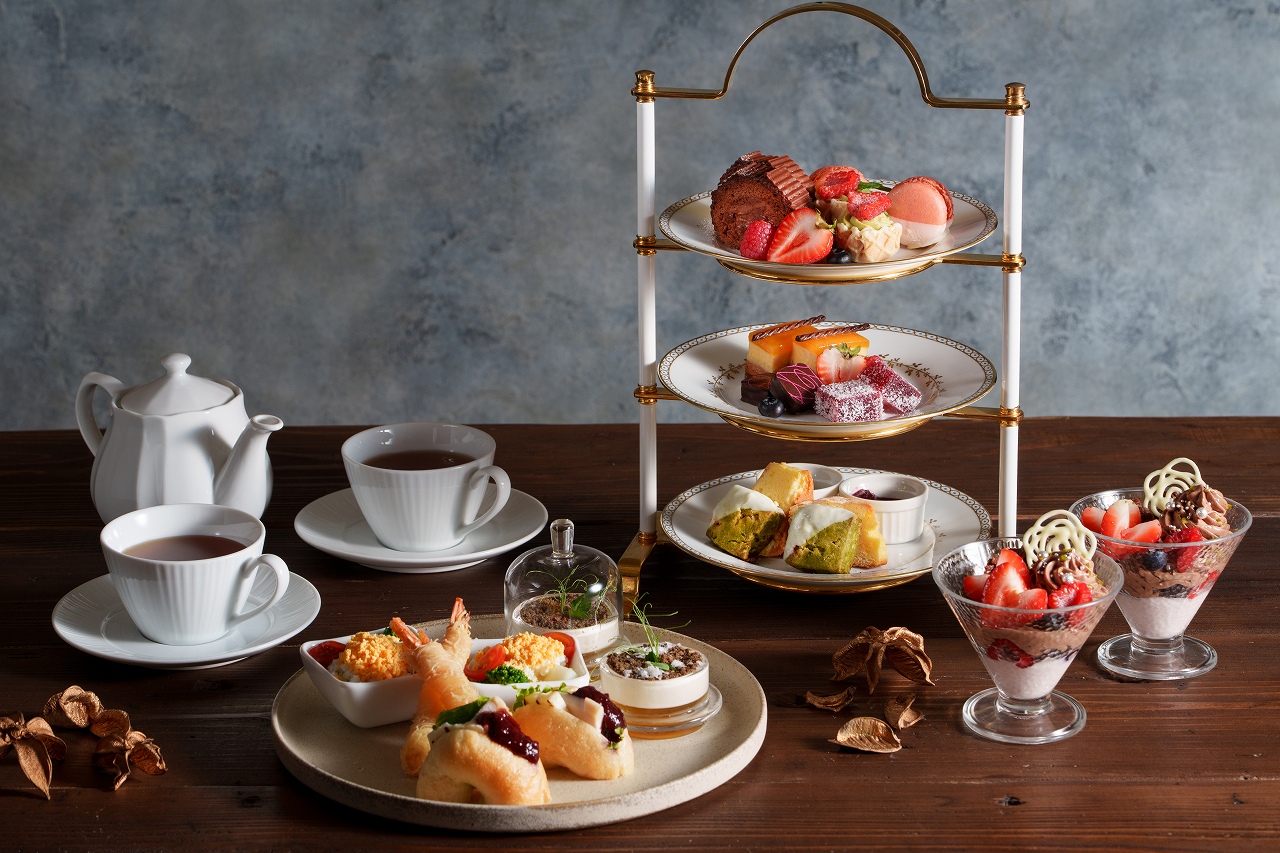 【11/1(土)~2026.1/5(月)】ベリーとチョコレートのアフタヌーンティーセット【仙台ロイヤルパークホテル】